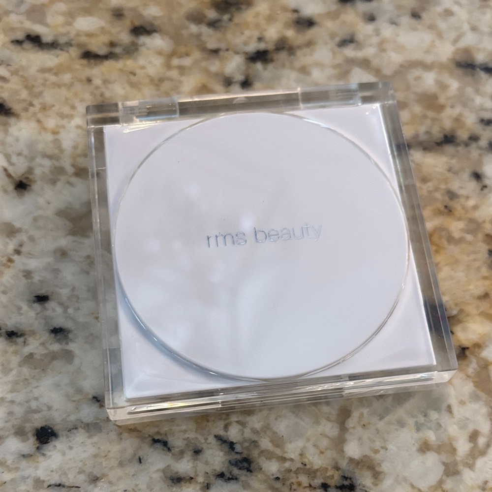 RMS Beauty bronzer